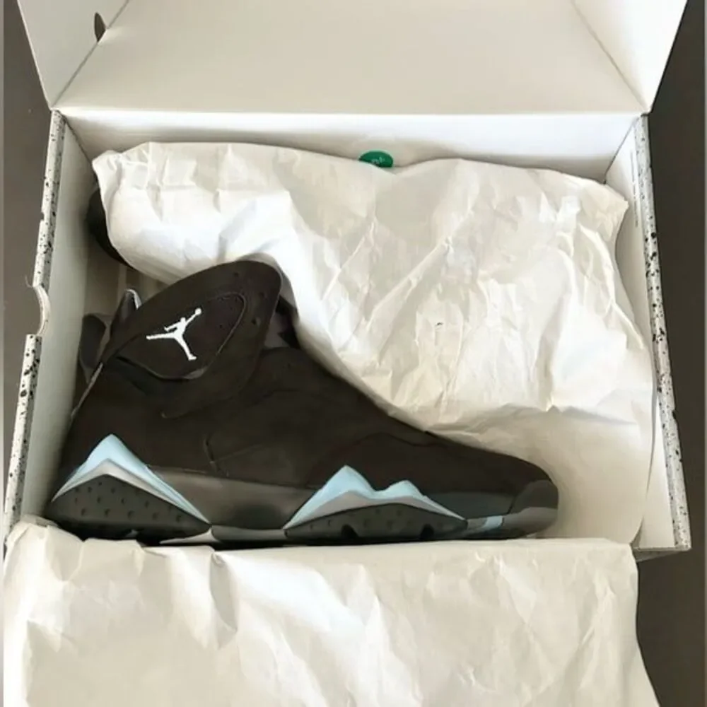 Air Jordan 7 Retro Black and Light Blue High Top Basketball Sneaker Nike Size 12